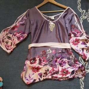 NWT arden B blouse cold shoulder sleeves.